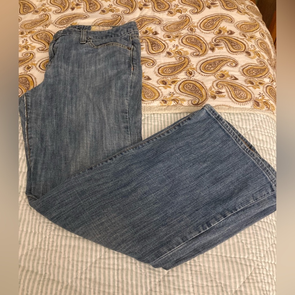 Gap Jeans Stretch 10” Flare at Bottom Size 12